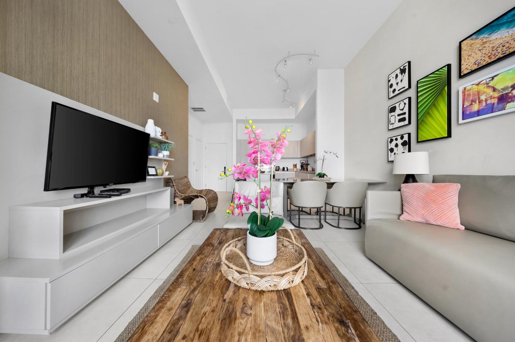 Wake Up To The Sound Of Waves In A Stylish Condo In A Luxury Resort ฮอลลีวูด ภายนอก รูปภาพ