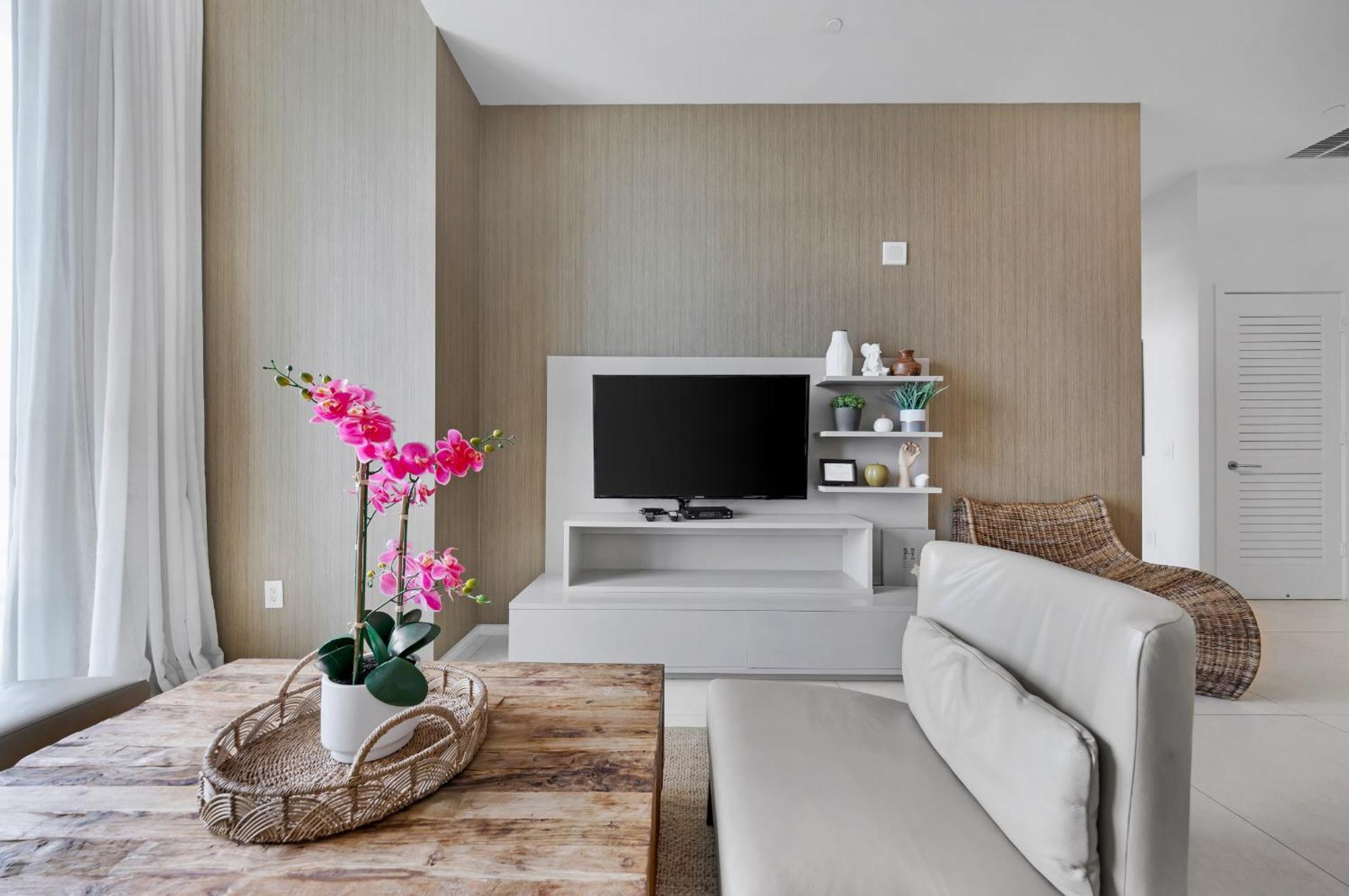 Wake Up To The Sound Of Waves In A Stylish Condo In A Luxury Resort ฮอลลีวูด ภายนอก รูปภาพ