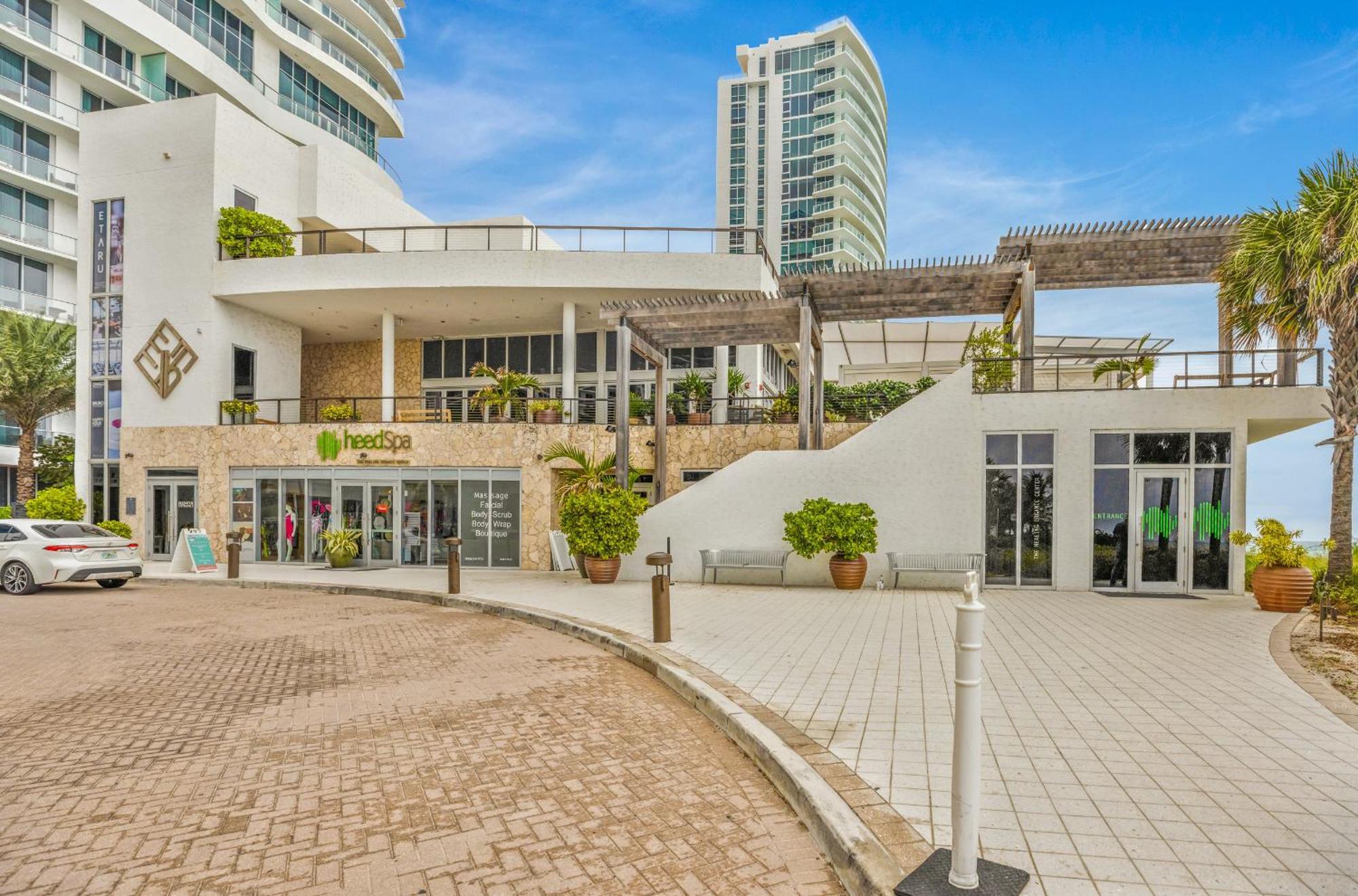 Wake Up To The Sound Of Waves In A Stylish Condo In A Luxury Resort ฮอลลีวูด ภายนอก รูปภาพ
