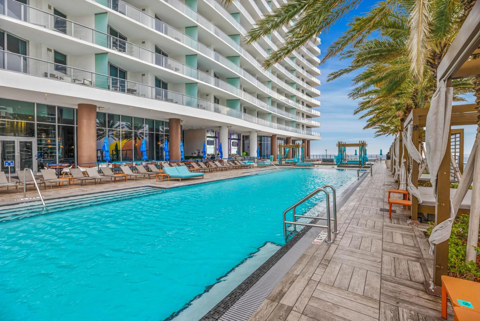 Wake Up To The Sound Of Waves In A Stylish Condo In A Luxury Resort ฮอลลีวูด ภายนอก รูปภาพ